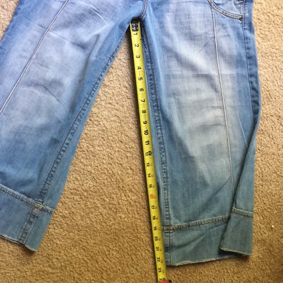 Arden B Distressed Cropped Jeans - Picture 6 of 9